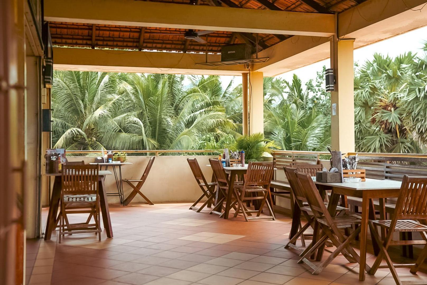 A Pousada Karma Traders Kampot Exterior foto