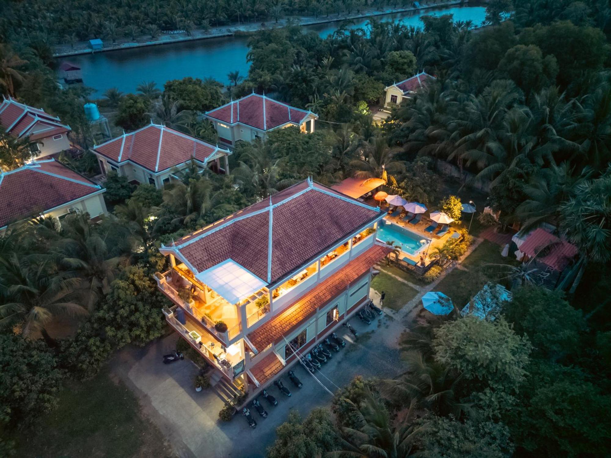 A Pousada Karma Traders Kampot Exterior foto